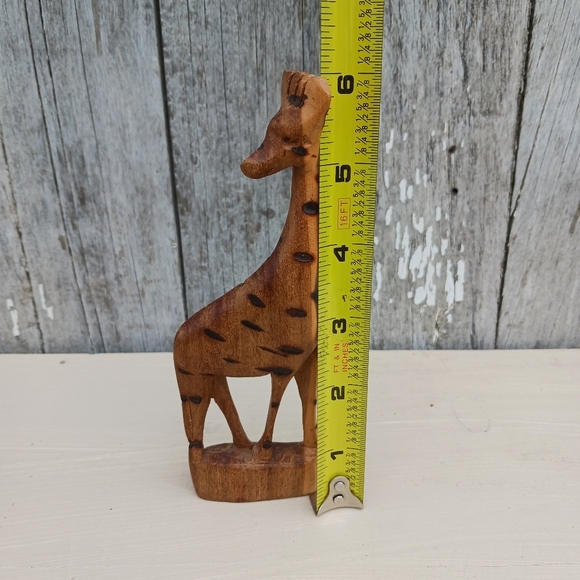 Hand Carved Wooden Giraffe 6" Small Wild Animal Wood Statue Figurine - Picture 3 of 6